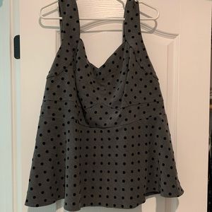 Torrid size 3, gray with black polka dots peplum